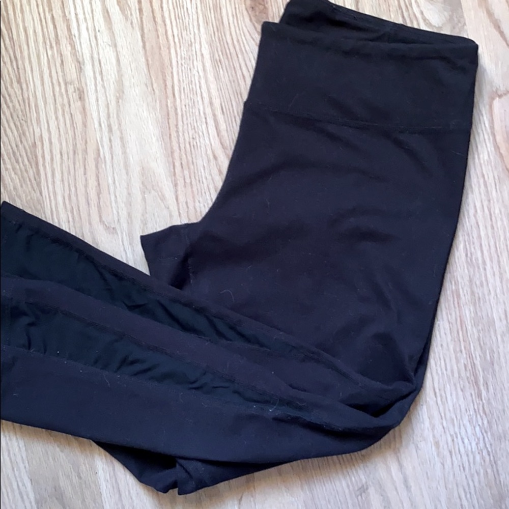 Zella crop mesh inset leggings